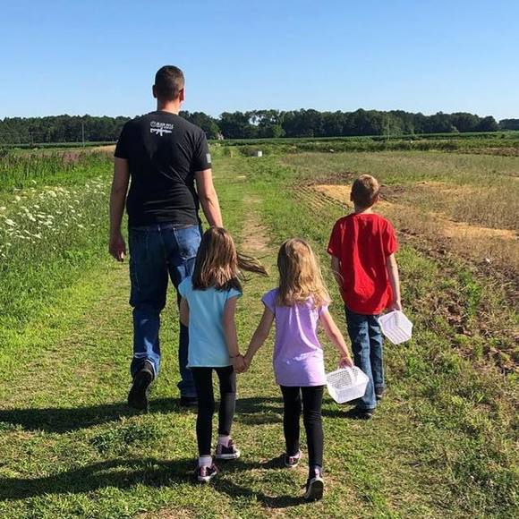 Meet your Posher, Matthewandnicole - Picture 1 of 1